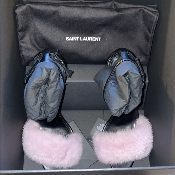 Saint Laurent mink fur trimmed heels - Picture 6 of 6